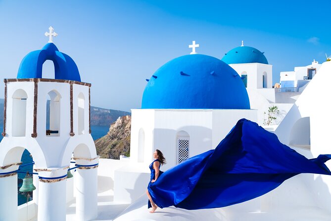 1-Hour Flying Dress Photoshoot, Instagram spots - Meeting point in Firostefani, and how the hour actually flows