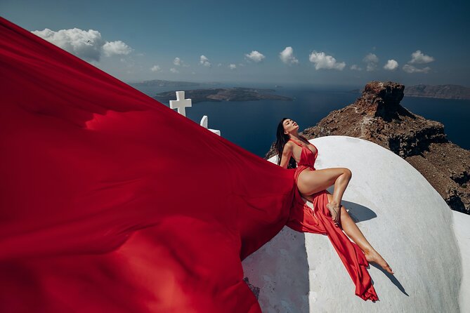 1-Hour Private Santorini Flying Dress Photoshoot - Imerovigli Stop: Magic Vibes, Hidden Rooftops, and Photo Momentum