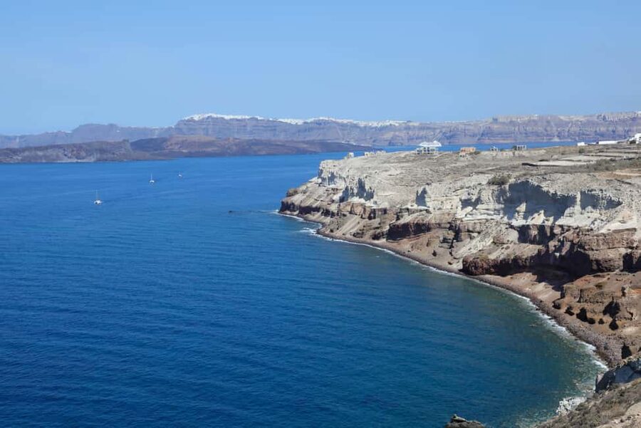 5-h Best of Santorini Sightseeing Guided Tour - Megalochori Cobblestones and Vineyards, a More Relaxed Side