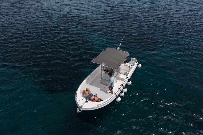 5 Hours Boat Rental in Santorini - Why a self-drive, 5-hour boat rental feels right in Santorini