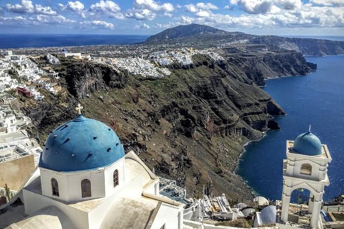6-Hour Private Best of Santorini Experience - Stop 3: Oia for iconic village charm and real time to walk