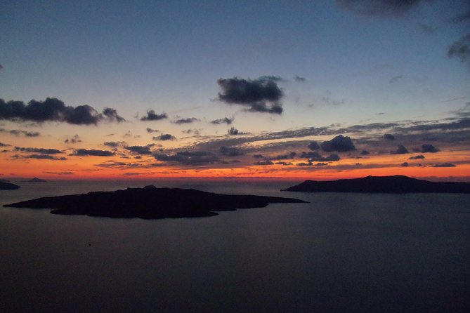 6 hours Private Full Santorini Highlights - Megalochori’s traditional architecture with a slower village pace