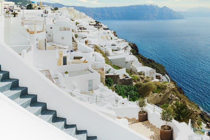 Airport, Port and Hotel Private Transfer in Santorini - What You Actually Get: Private, A/C, and Straightforward Safety