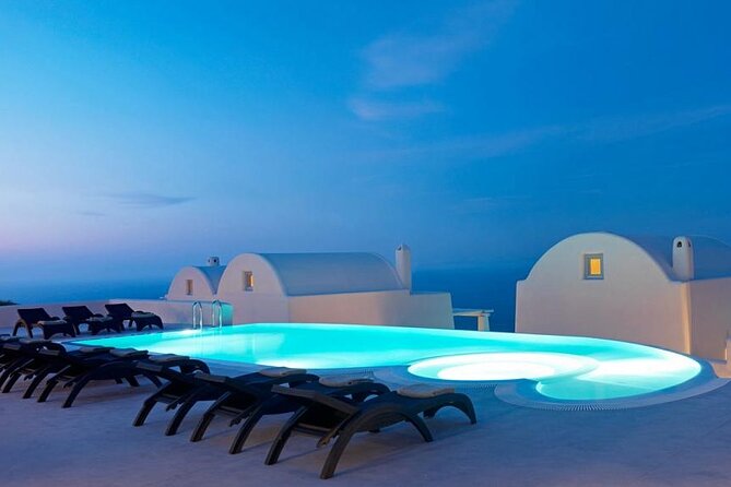 Akrotiri: 2-Hrs Face & Body Ritual, Pool access, wine & fruits - Wine, Beer, and Fruit: A Small Luxury With an Easy Rhythm