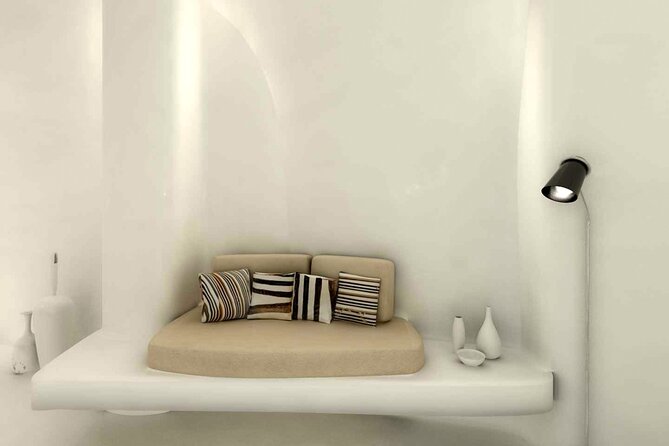 Akrotiri: Couples Massage & Pool Day Access - Timing, logistics, and comfort details that affect your day