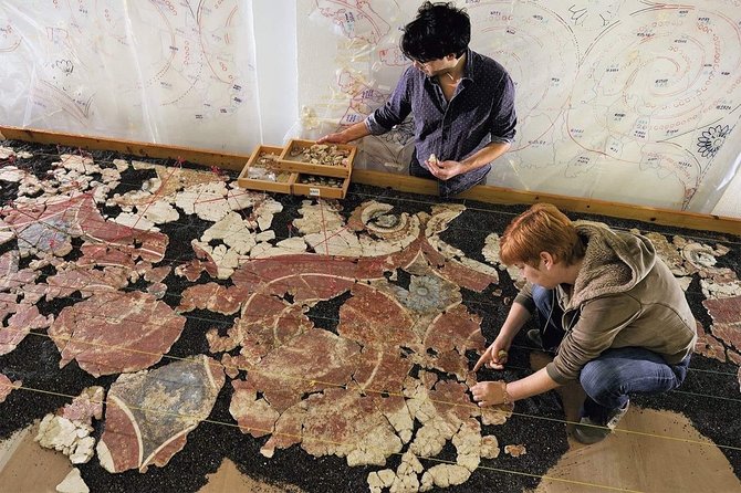 Akrotiri Family Treasure Hunt ,kid friendly Archeology Adventure - The 2-hour plan, and how the pacing works with kids