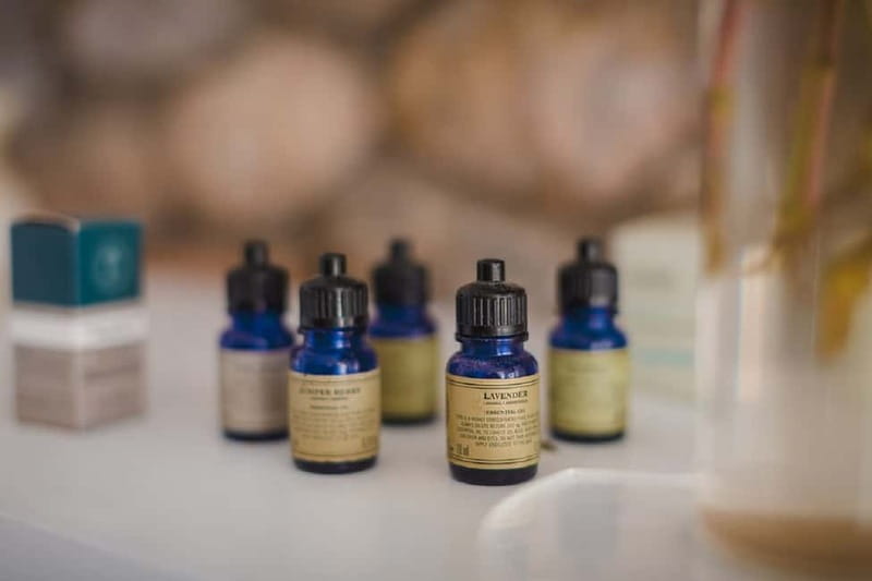 Akrotiri: Travel Recovery Aromatherapy Massages - Aromatherapy oils and why they matter after travel