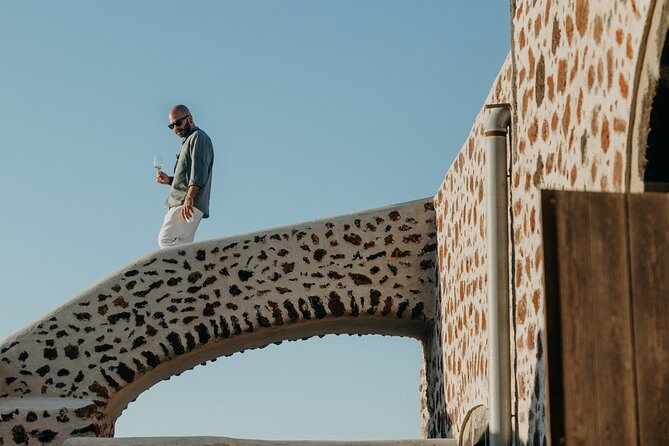 Art and Wine Tour in a Historic Santorini Winery - The wine tasting piece: six Hatzidakis labels in context