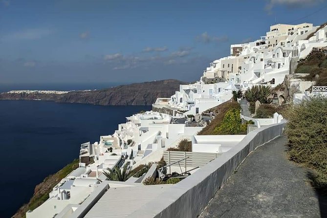 Best of Santorini Highlights Private 5 Hours Tour - Firostefani quick stop: Blue Dome Church and panoramic framing
