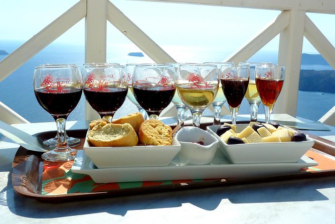 Best of Santorini, Private 4 hour Island tour including Oia - Venetsanos Winery on the Caldera: Volcanic Wine Country With a Built-In Pay Attention Moment