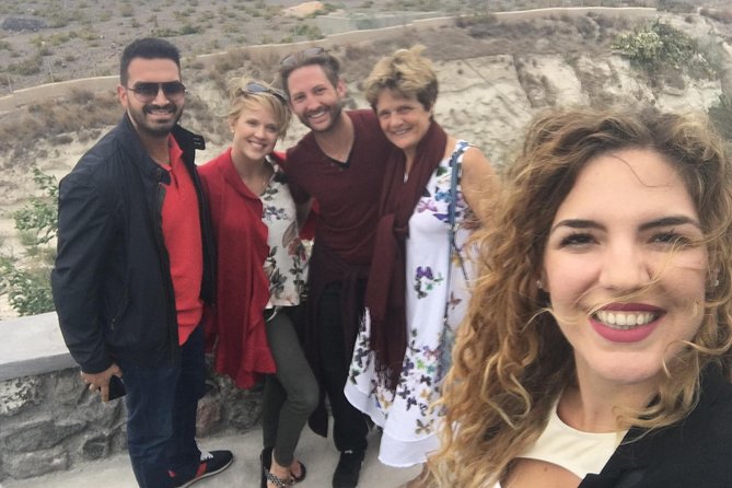 Best of Santorini Sightseeing Guided Tour 5h - Guides make the difference, and here they do