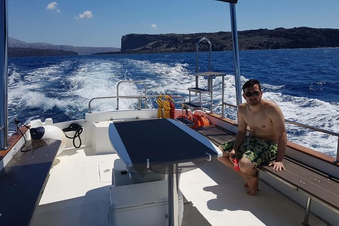 Caldera Private Cruise & Volcano Hike - What’s included on the boat, and what you should bring