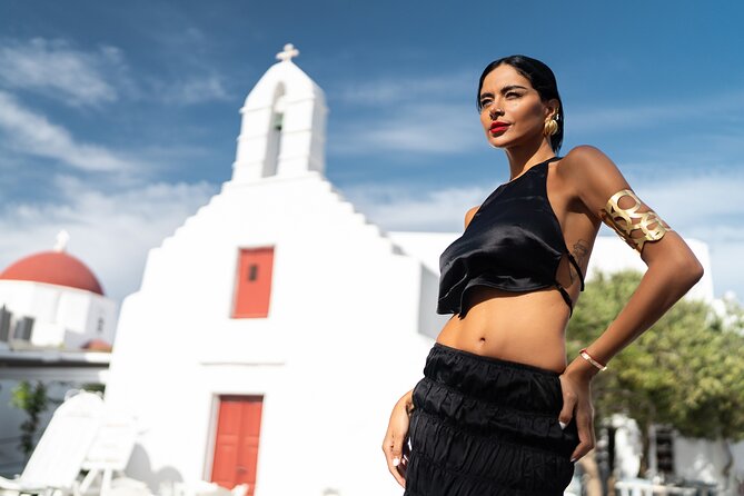 Casual Photoshoot in Santorini by Flying Dress Photo © - Photo quality and delivery: what the timeline actually means for you