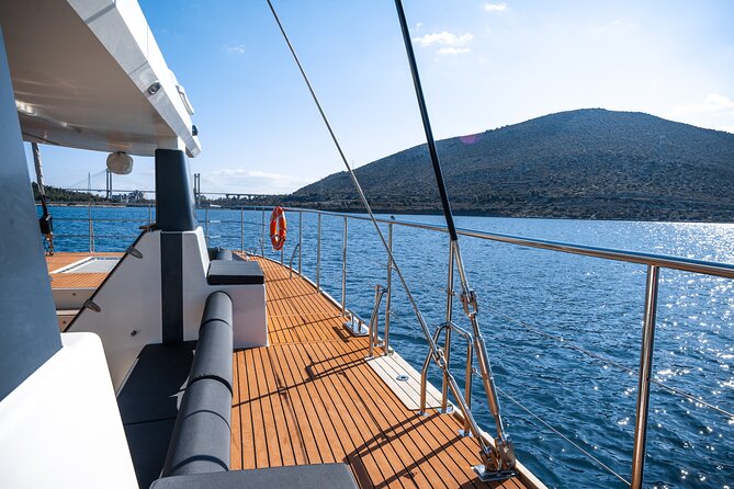 Comfort Max Catamaran Caldera Cruise with BBQ and Drinks - Snorkeling gear included, but bring the right mindset
