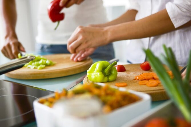 Cooking Lesson & Cocktails on the Beach - Key highlights at a glance