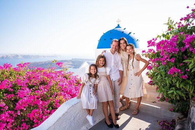 Couple and Family Photoshoot Experiece in Santorini - Stop 1: Santorini Photography, Getting Your First Set of Frames