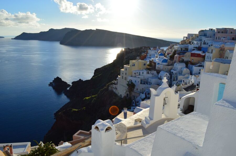 Cruise Traveller's Shore Excursion - Winery Stop for Visanto Tasting and the Drive to Oia