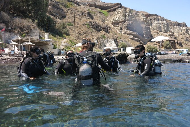 Discover Scuba Diving in the Caldera of the Volcano in Santorini - A Volcano-Crater Setting You Can Reach From the Sand