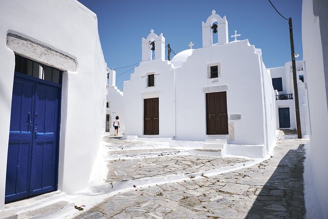 Discovering Santorini : A 3-Hour Private Highlights Tour - Who this tour suits best on Santorini