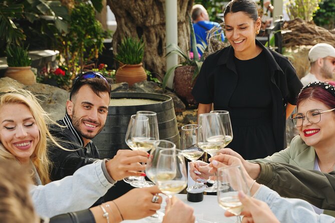 Experience Santorini Award-Winning Wineries with Sunset & snacks. - Pickup timing, bottled water, and how to plan your afternoon