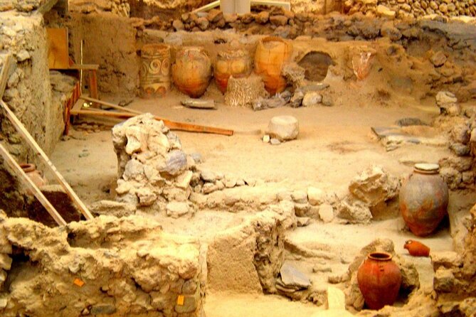 Explore Akrotiri GroupTour - Private means you can tailor the day