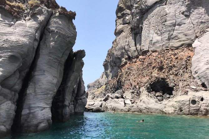 Explore Santorini’s volcano with Alex Private Boat Rental - The caldera ring: Nea Kameni hot springs and what to expect