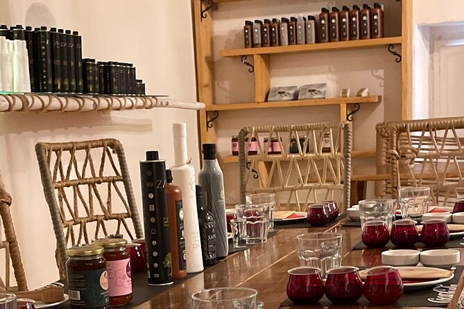 Extra virgin olive oil And Honey Tasting - Why Santorini Goes Beyond Wine: Olive Oil and Honey in Fira