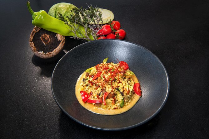 Farm to Table Food Tour Experience in Santorini - Main Courses: Stuffed Calamari and Santorini Risotto