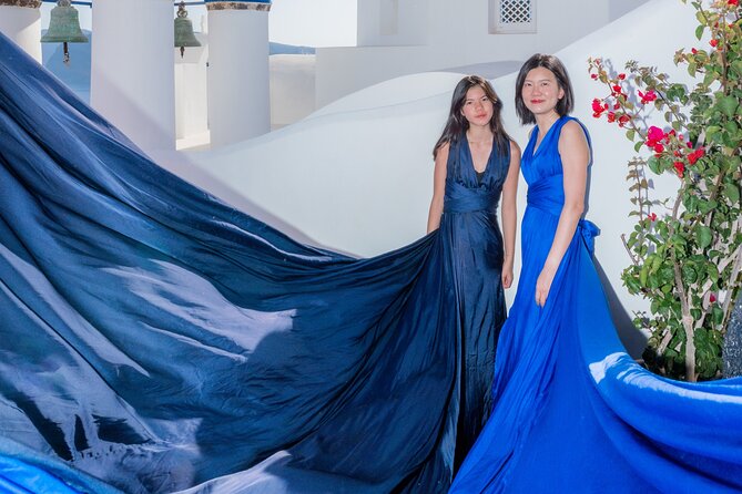 Flying Dress Experience -Private Santorini Photoshoot - Your Private 1 Hour 5 Minute Session With Maria