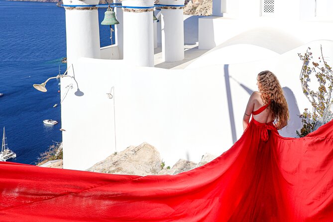 Flying Dress Photoshoot Experience in Santorini with pick up - The Photo Spots, Wind, and What You Can Control