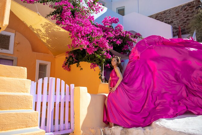 Flying Dress Photoshooting Santorini - Photo Quality and Delivery: How You Get Your Final Gallery