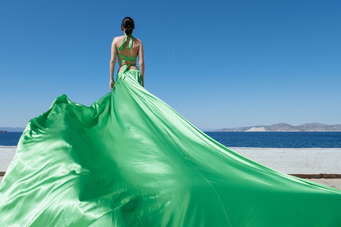 Flying Dress Private Photoshoot Santorini - Photo package: edited set of 46 plus the full unedited gallery