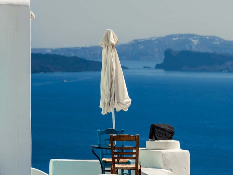 From Heraklion Santorini Guided Day Tour - Athinios to Oia: guided context plus classic cliff views