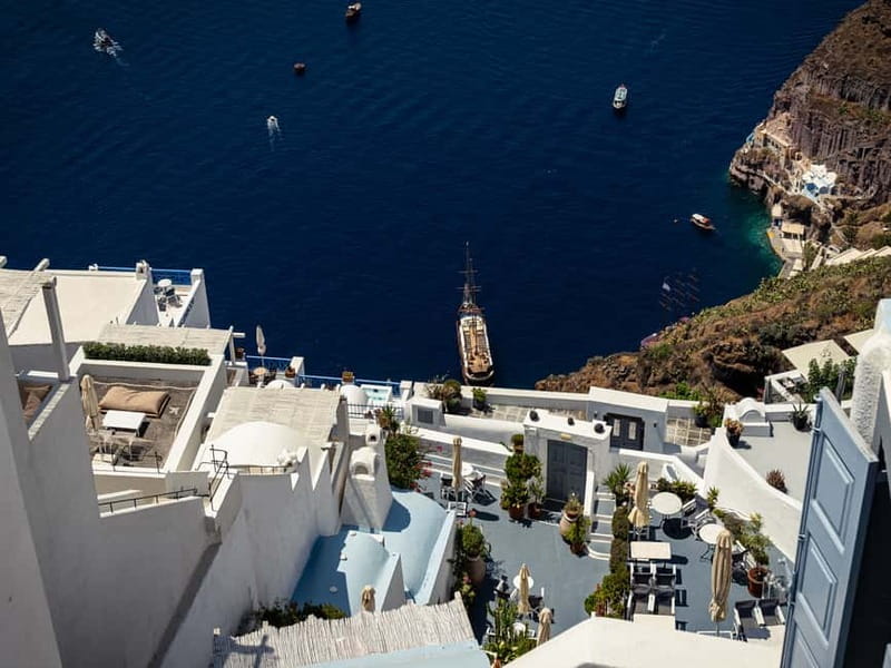 From Heraklion Santorini Guided Day Tour - The volcano add-on (Nea Kamen) and the real-world tradeoff