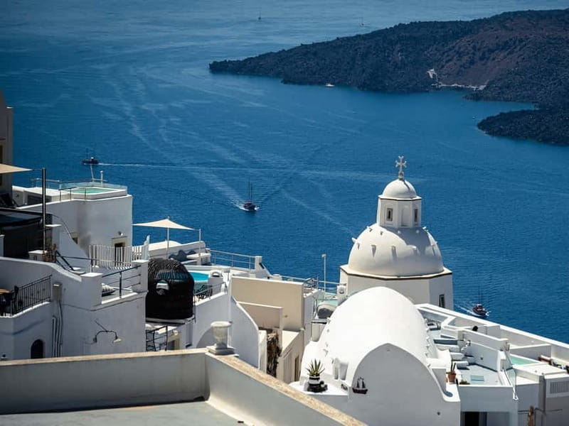 From Heraklion Santorini Guided Day Tour - Coach comfort and the value of guided narration