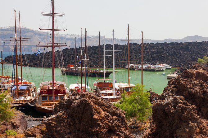 Full Day Santorini Caldera Cruise - Nea Kameni Volcano Hike: The Active Crater Moment