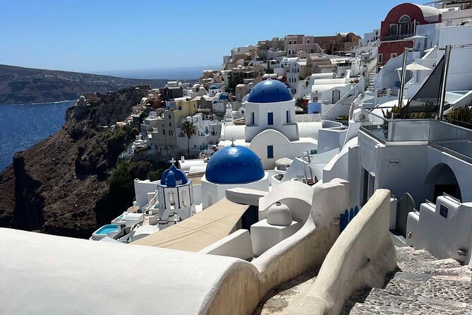 GreekAmerican guide Themistoklis to tour beautiful Santorini. - Key things that make this Santorini tour worth your time
