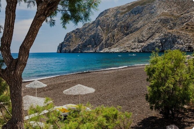 GreekAmerican guide Themistoklis to tour beautiful Santorini. - Churches, a mosque, and learning Santorini’s layout on the move