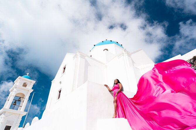 GROUP FLYING DRESS PHOTOSHOOT in Santorini - How dress selection and sizing work without making it complicated