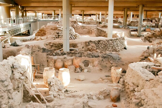 Guided Tour: the Myth of Lost Atlantis - Prehistoric Museum of Fira: Turning Ruins Into a Coherent Story