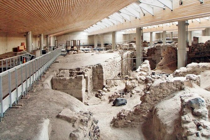 Guided Tour to the Akrotiri Archaeological Site in Santorini - Why Akrotiri Feels Like a Time Capsule You Can Still Read