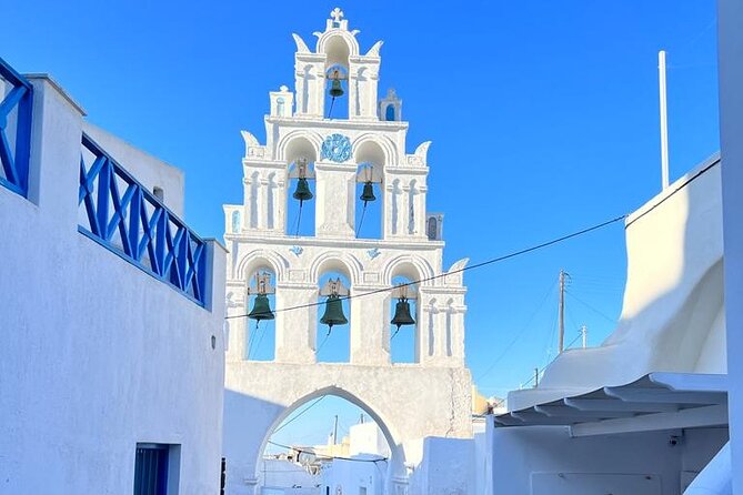 Half Day Santorini Sightseeing Tour - Pyrgos inside a Venetian-castle zone