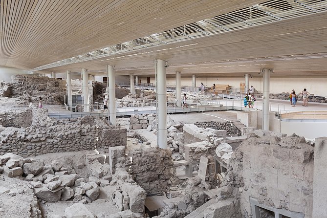 Half-Day Santorini South Coast and Akrotiri Tour from Fira - Akrotiri Archaeological Site: Bronze Age Wonder With a Reality Check on Fees