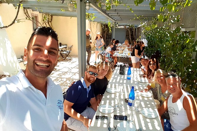 Highlights of Santorini - Megalochori: a wine village with a Vinsanto story