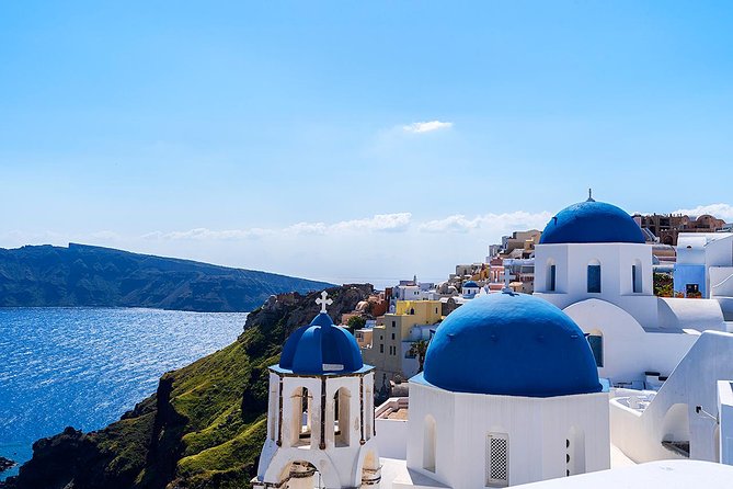 Highlights of Santorini - Morning pickup and small-group cruising