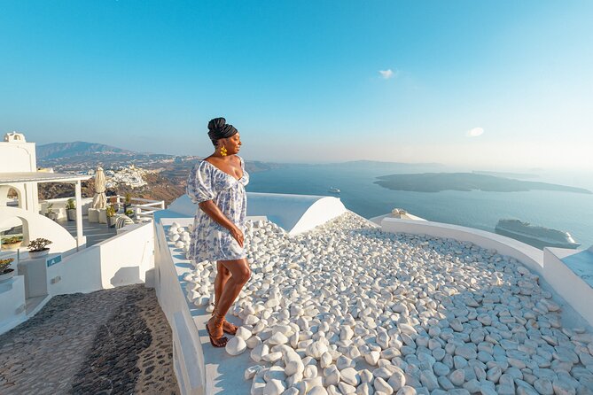 Hire Photographer, Professional Photo Shoot - Santorini - The photos you get: count, editing, and delivery timeline