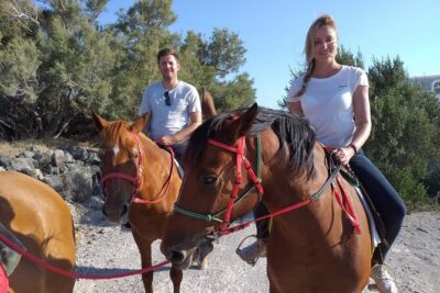 Horse Riding: Explore Secret Thera