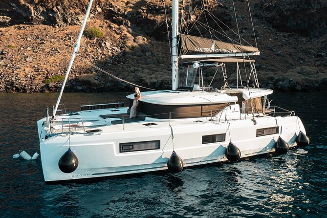 Majestic Catamaran Caldera Cruise with Snacks, Meal & Drinks - White Beach Snorkeling and the Cliff Scenery You Don’t Get From Shore