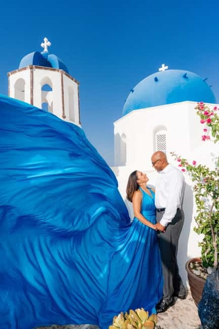Oia: Santorini Photoshoot with Flying Dress Rental Option - Hidden photo spots: what that means in real terms
