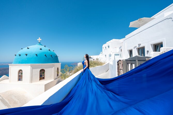 Premium Flying Dress Photoshoot Santorini with Pick up&Drop off - Weather, Wind, and Heat: How to Pick the Best Time Slot